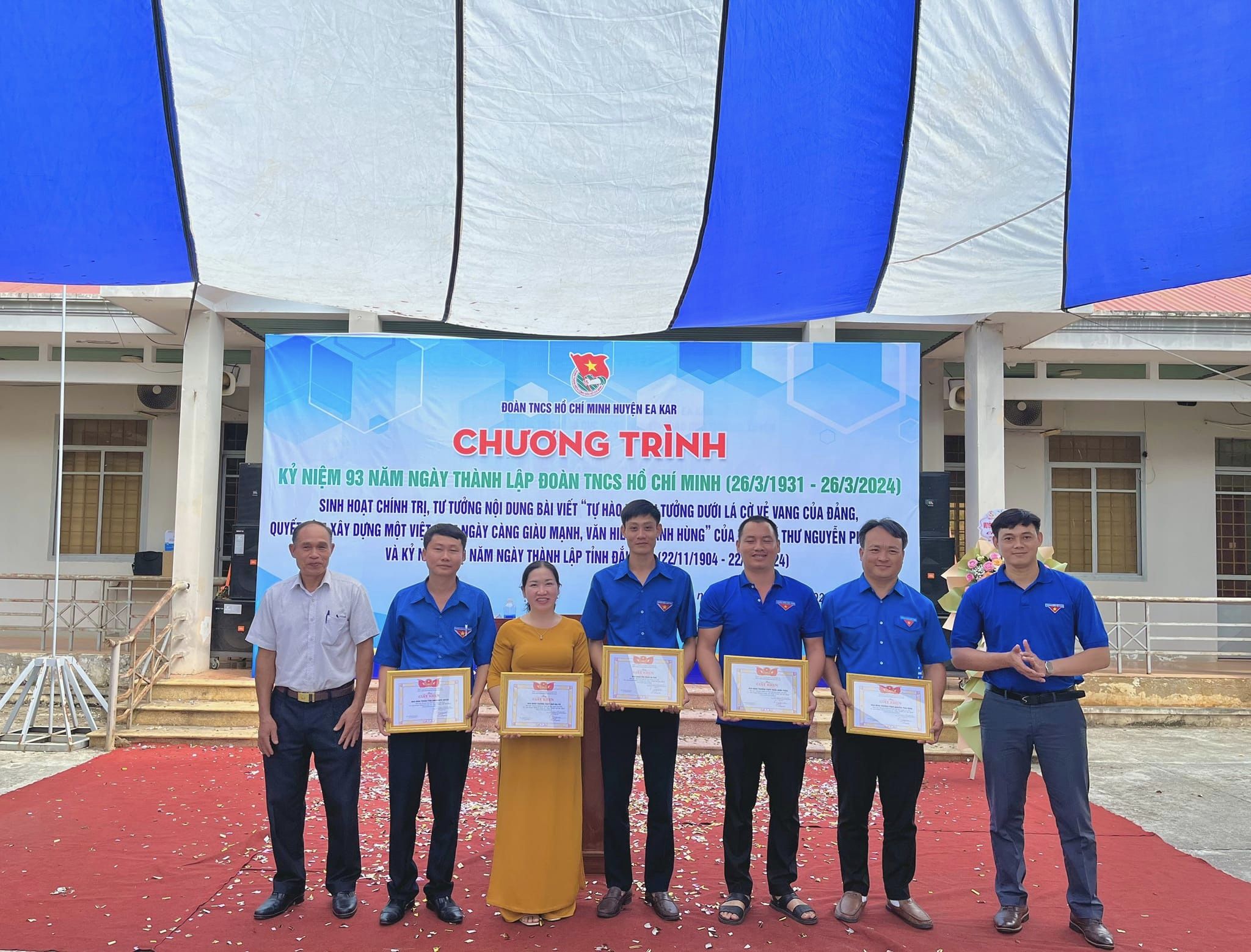 Khen thưởng KN